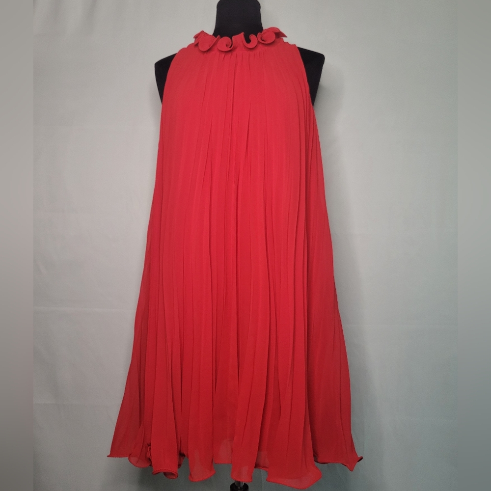 Trina Turk Elegant Red Sleeveless A-Line Dress W/Accordion Pleats Throughout NWT